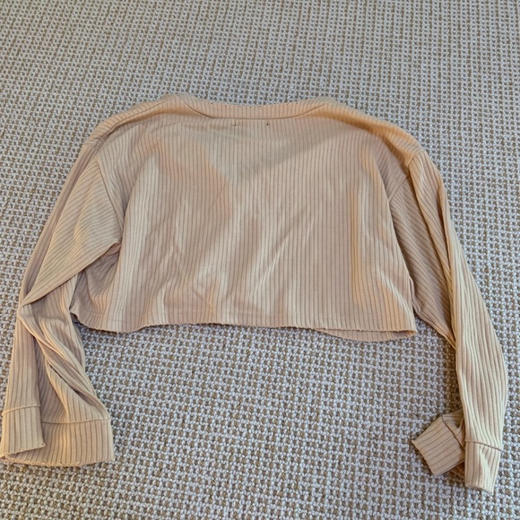 top - Picture 3 of 3